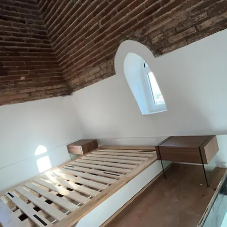 The Tower Apartment Rom