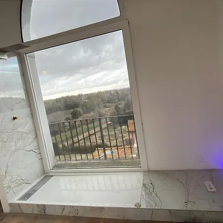 The Tower Apartment Rom