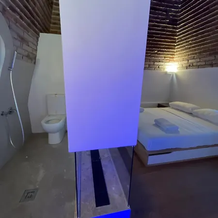 The Tower * Rom
